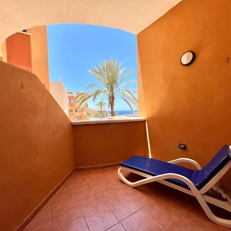 Apartament Estudio Con Ac, Wifi Y Balcon, Bien Comunicado En Tenerife Sur