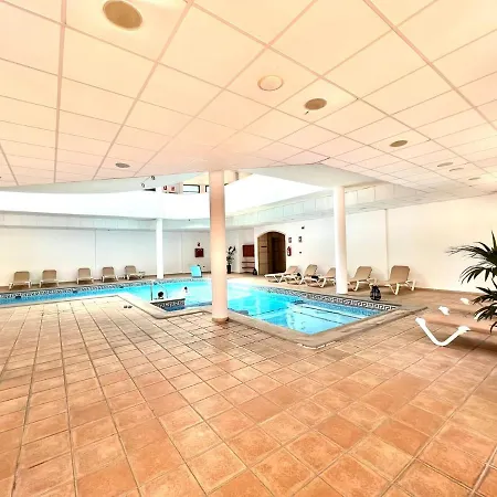 Apartmán Estudio Con Ac, Wifi Y Balcon, Bien Comunicado En Tenerife Sur *