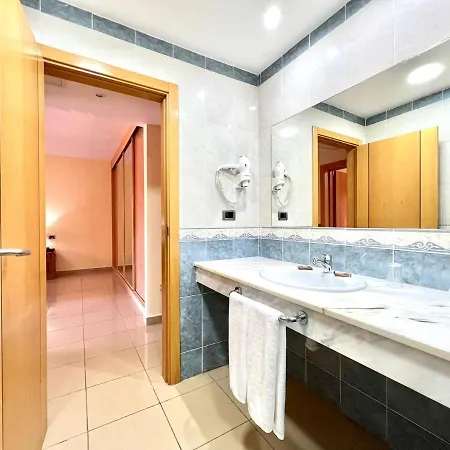 Estudio Con Ac, Wifi Y Balcon, Bien Comunicado En Tenerife Sur Apartmán San Miguel de Abona