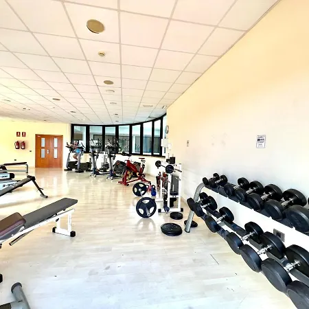 Estudio Con Ac, Wifi Y Balcon, Bien Comunicado En Tenerife Sur *
