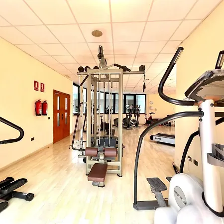 Estudio Con Ac, Wifi Y Balcon, Bien Comunicado En Tenerife Sur 아파트 *